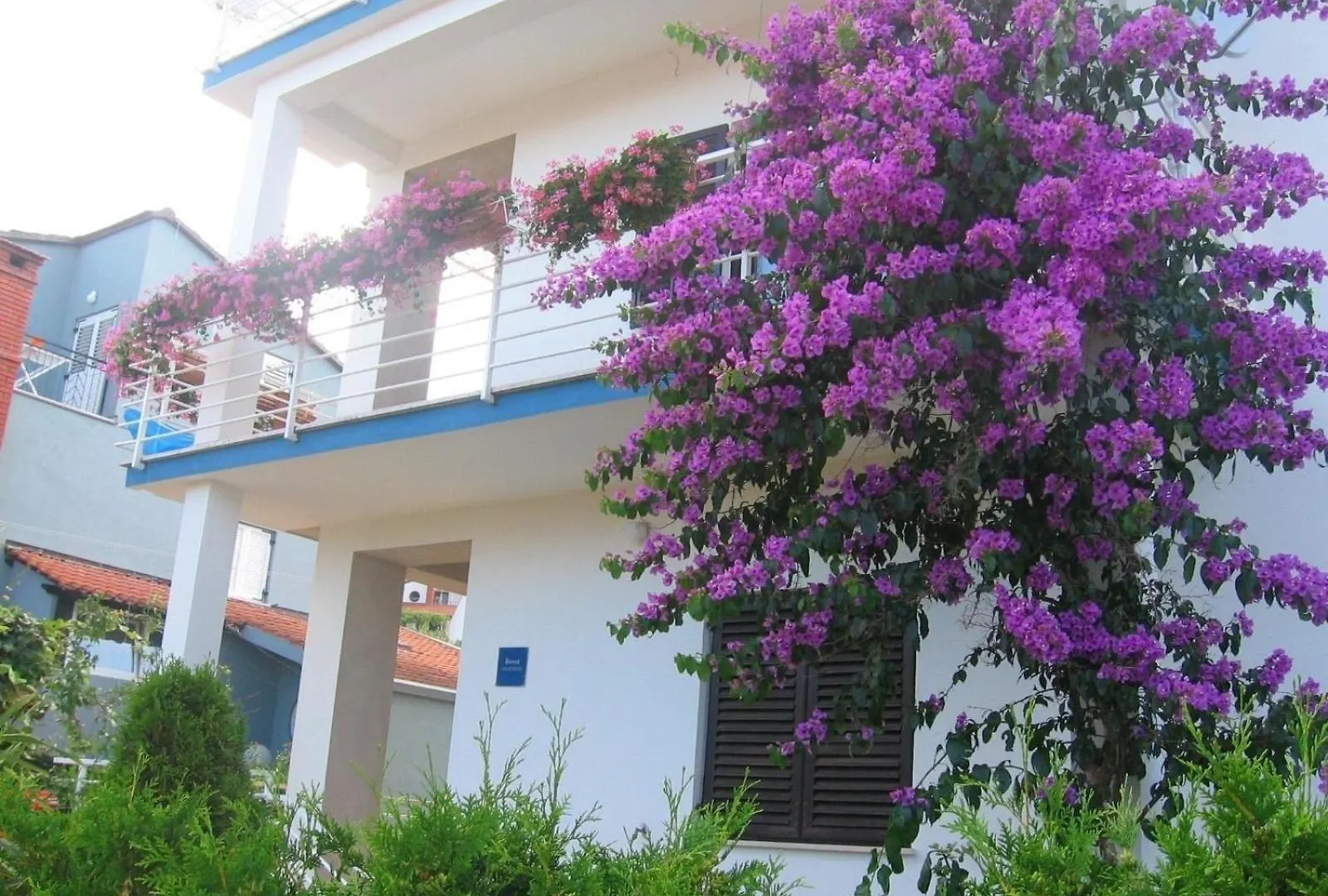 Grosse Wohnung In Pjescana Uvala Mit Eigenem Balkon Apartment
